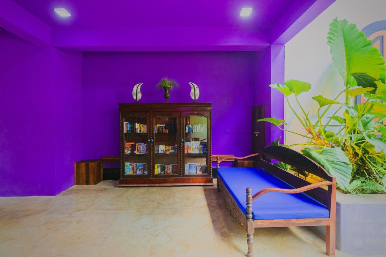 Hotel Waterland Negombo Esterno foto