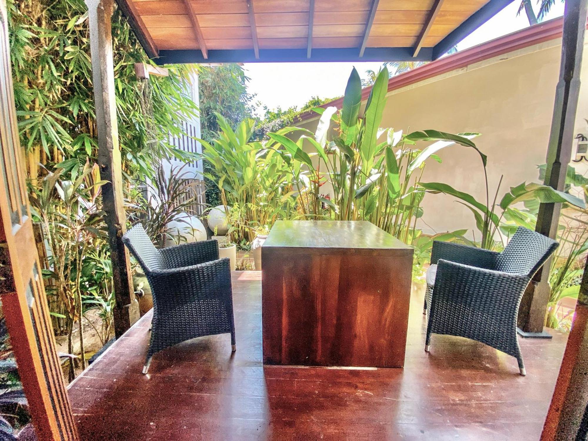 Hotel Waterland Negombo Esterno foto