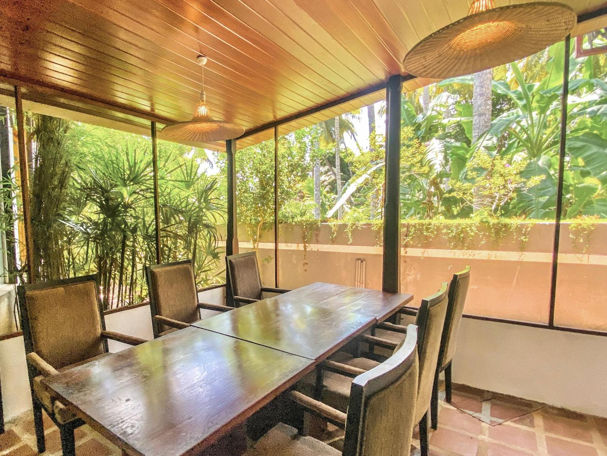 Hotel Waterland Negombo Esterno foto